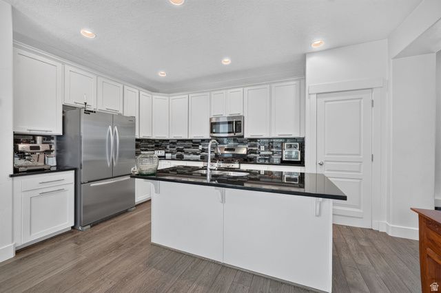 4706 W OYSTER SHELL RD, South Jordan, UT 84009