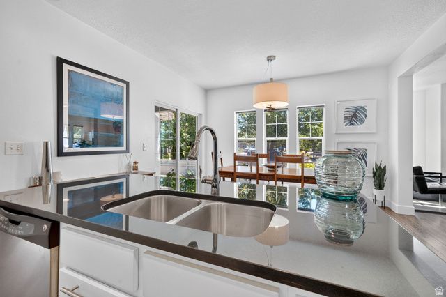 4706 W OYSTER SHELL RD, South Jordan, UT 84009