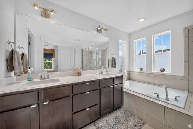 4706 W OYSTER SHELL RD, South Jordan, UT 84009