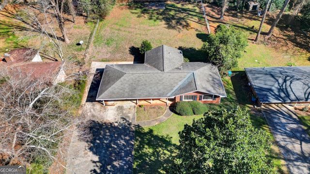 1266 Hickory Drive SW, Lilburn, GA 30047