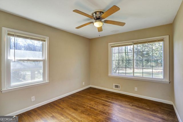 1266 Hickory Drive SW, Lilburn, GA 30047