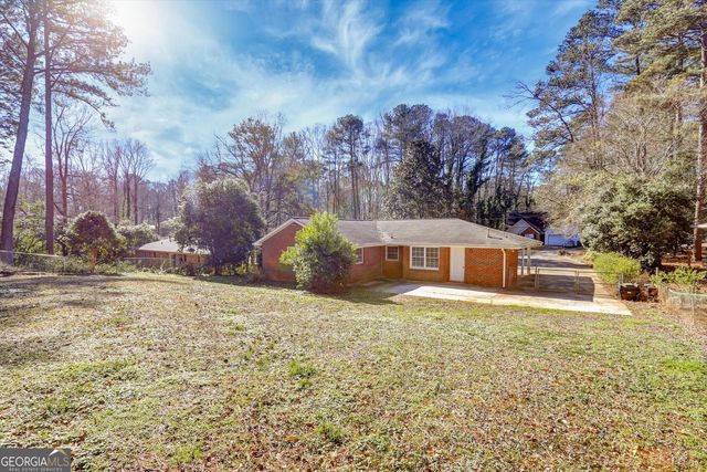 1266 Hickory Drive SW, Lilburn, GA 30047