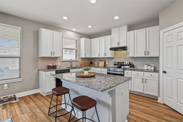 7501 Janes Ranch RD, Austin, TX 78744