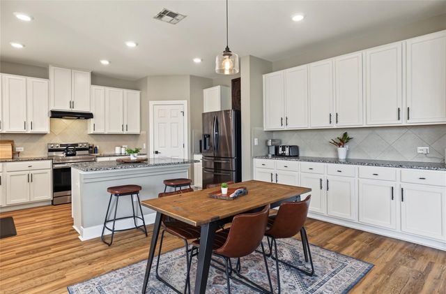 7501 Janes Ranch RD, Austin, TX 78744