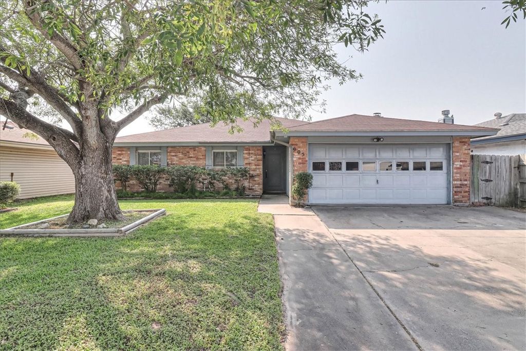 905 Red Poll, Corpus Christi, TX 78418
