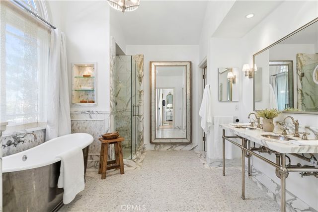 2541 Point Del Mar, Corona Del Mar, CA 92625