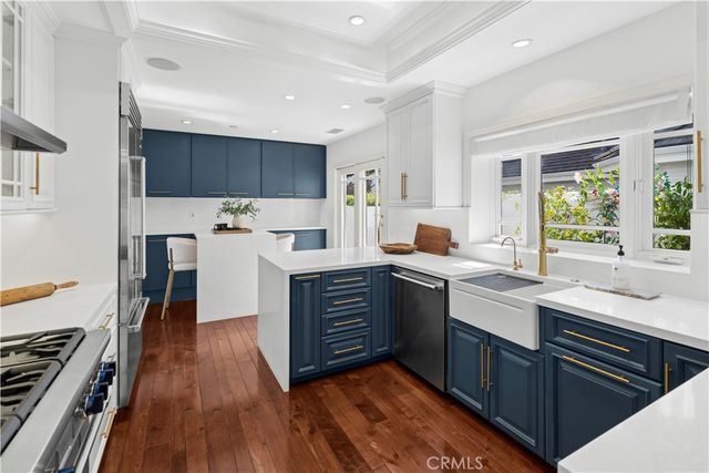 2541 Point Del Mar, Corona Del Mar, CA 92625