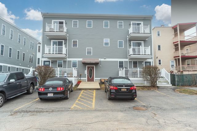 10 Saco St 6, Boston, MA 02122