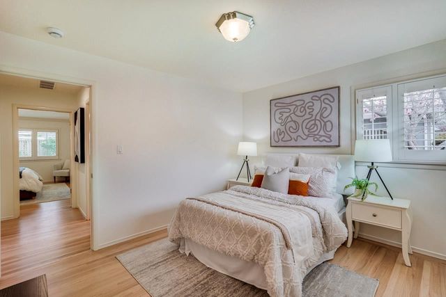 1624 Newcastle Drive, Los Altos, CA 94024