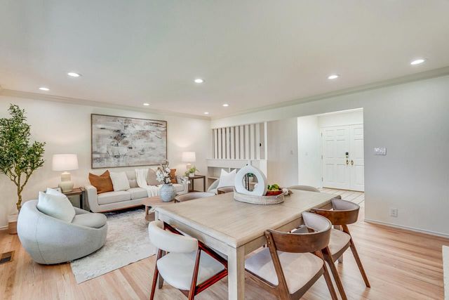 1624 Newcastle Drive, Los Altos, CA 94024