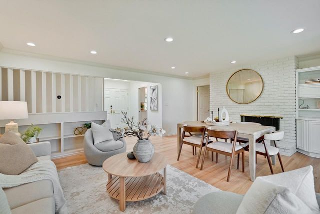 1624 Newcastle Drive, Los Altos, CA 94024