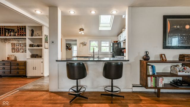 8002 Rawles Avenue, Indianapolis, IN 46219