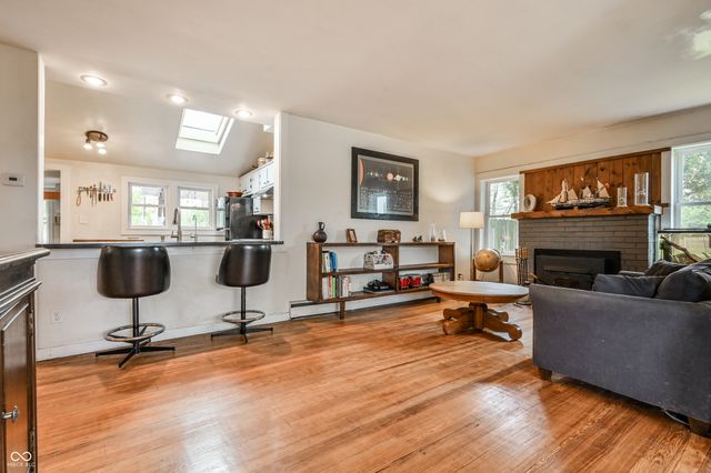 8002 Rawles Avenue, Indianapolis, IN 46219