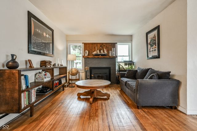 8002 Rawles Avenue, Indianapolis, IN 46219