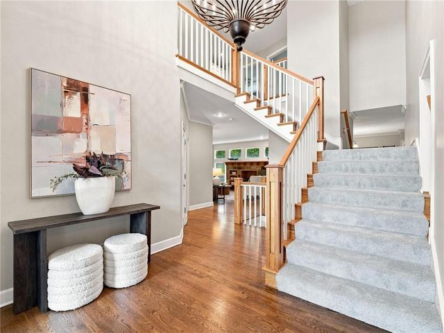 5415 W 161st Terrace, Overland Park, KS 66085