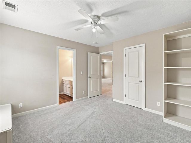 5415 W 161st Terrace, Overland Park, KS 66085