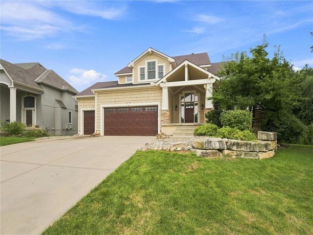 5415 W 161st Terrace, Overland Park, KS 66085