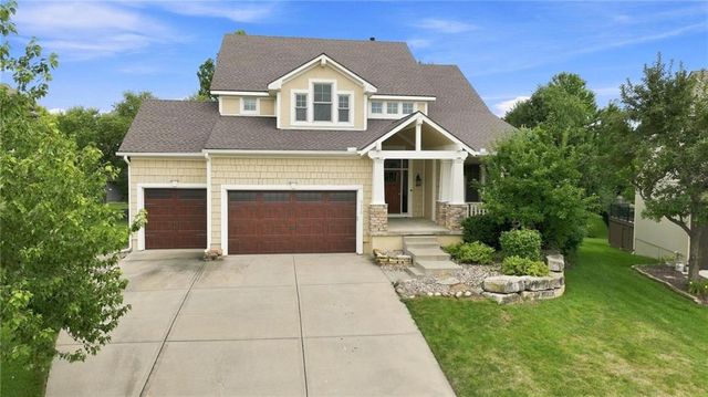 5415 W 161st Terrace, Overland Park, KS 66085