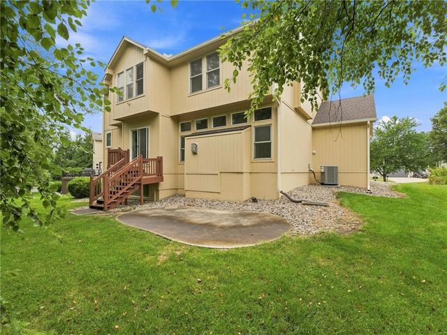 5415 W 161st Terrace, Overland Park, KS 66085