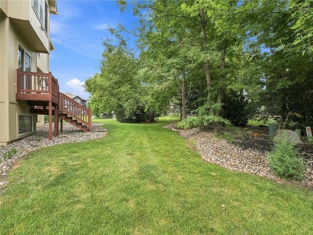 5415 W 161st Terrace, Overland Park, KS 66085