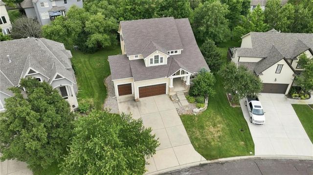 5415 W 161st Terrace, Overland Park, KS 66085
