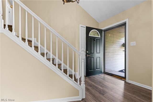7879 Cresthill Drive, Seven Hills, OH 44131