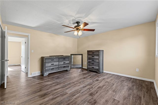 7879 Cresthill Drive, Seven Hills, OH 44131