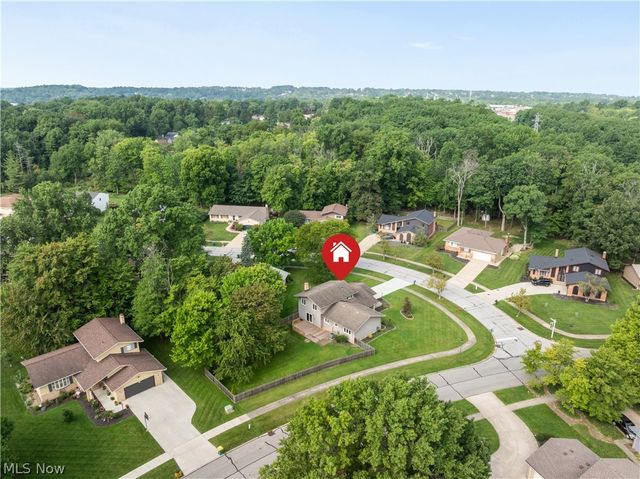7879 Cresthill Drive, Seven Hills, OH 44131