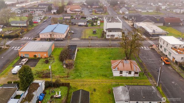 421 Davidson Avenue, Woodland, WA 98674
