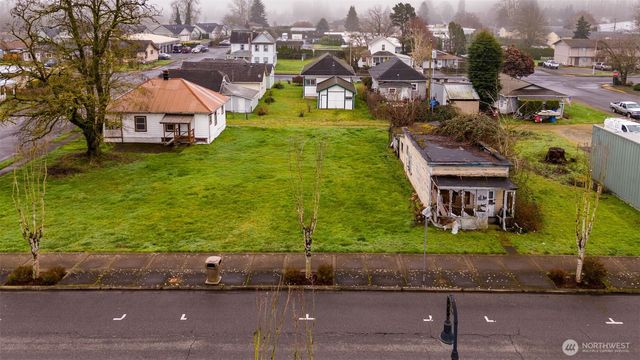 421 Davidson Avenue, Woodland, WA 98674