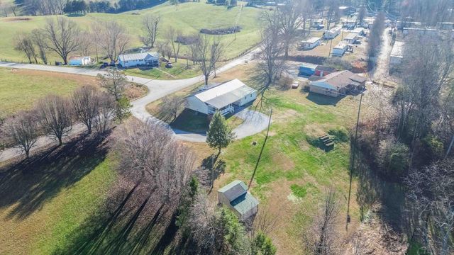 1015 Old Waitsboro Road, Bronston, KY 42518