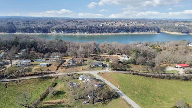 1015 Old Waitsboro Road, Bronston, KY 42518