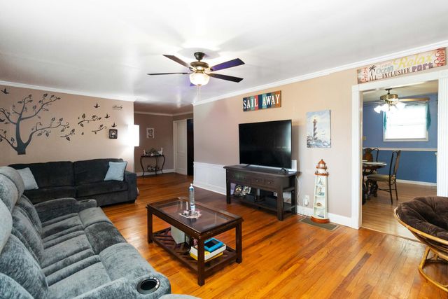 1015 Old Waitsboro Road, Bronston, KY 42518