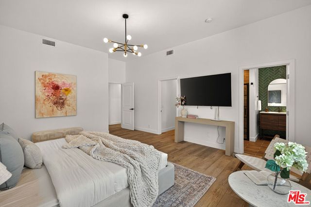 2603 Crestmoore Place, Los Angeles, CA 90065