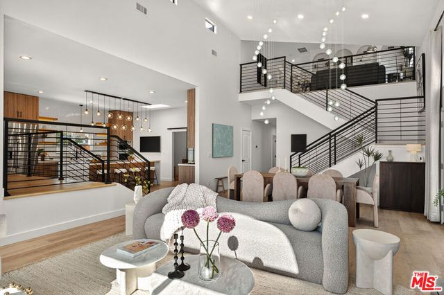2603 Crestmoore Place, Los Angeles, CA 90065