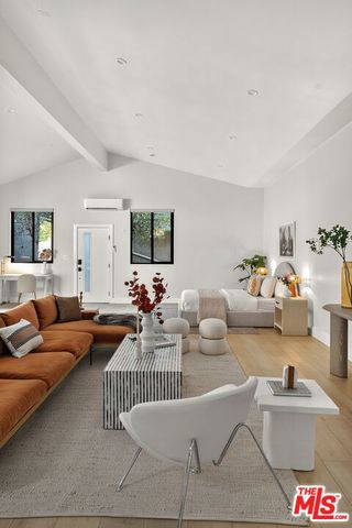 2603 Crestmoore Place, Los Angeles, CA 90065