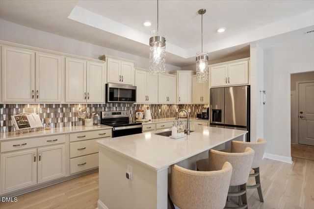 1812 Pinecliff Court, Fuquay Varina, NC 27526