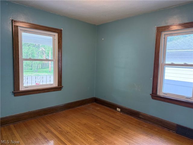 1468 Riverside Drive, Akron, OH 44310
