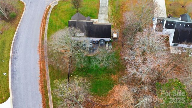 122 Valley Glen Drive, Troutman, NC 28166