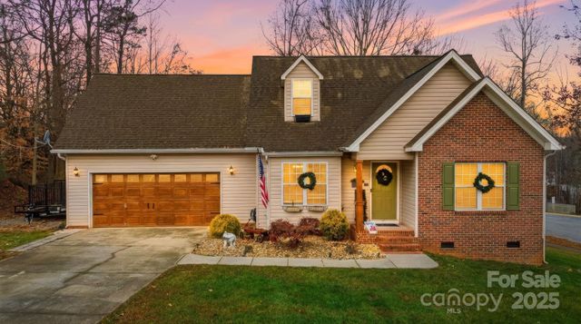 122 Valley Glen Drive, Troutman, NC 28166