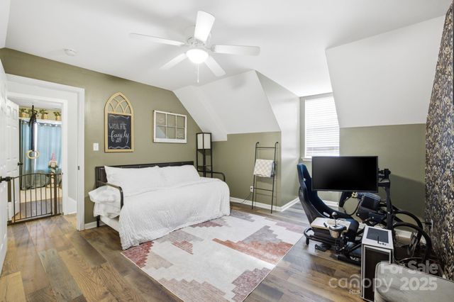 122 Valley Glen Drive, Troutman, NC 28166