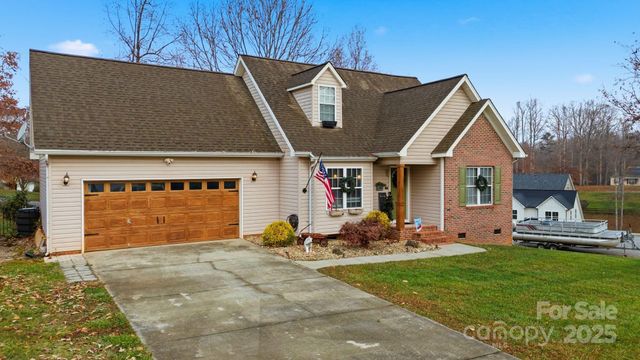 122 Valley Glen Drive, Troutman, NC 28166