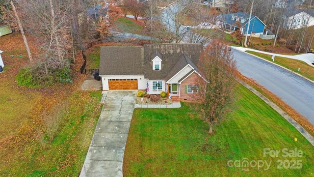 122 Valley Glen Drive, Troutman, NC 28166