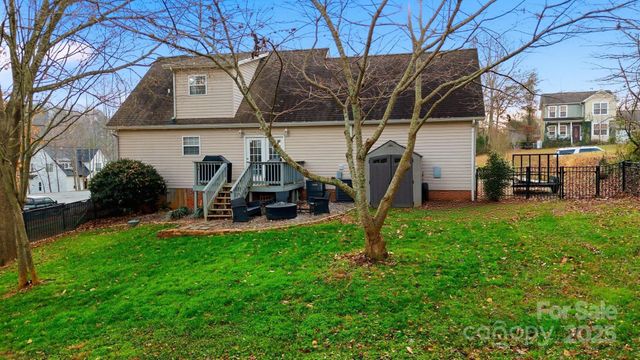 122 Valley Glen Drive, Troutman, NC 28166