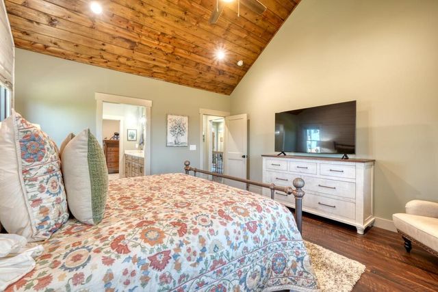 921 Ridge Pointe Way, Blairsville, GA 30512