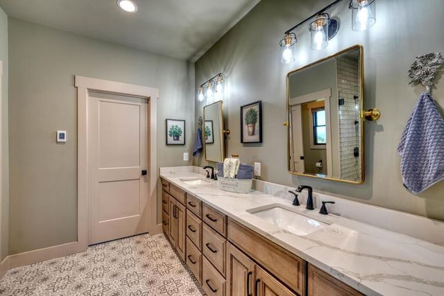 921 Ridge Pointe Way, Blairsville, GA 30512