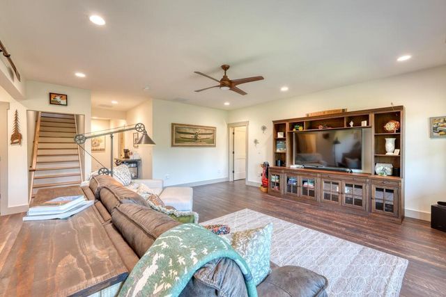 921 Ridge Pointe Way, Blairsville, GA 30512