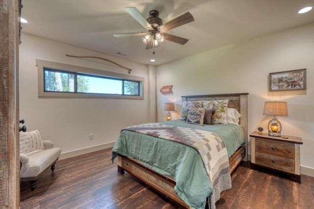 921 Ridge Pointe Way, Blairsville, GA 30512