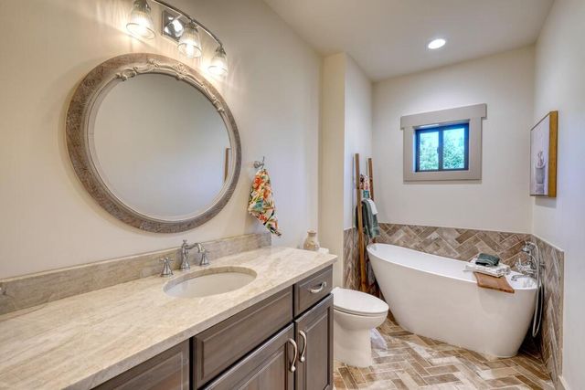 921 Ridge Pointe Way, Blairsville, GA 30512
