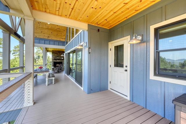 921 Ridge Pointe Way, Blairsville, GA 30512